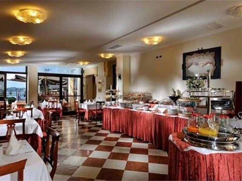 Hotel Russo Palace Venezia Lido Esterno foto